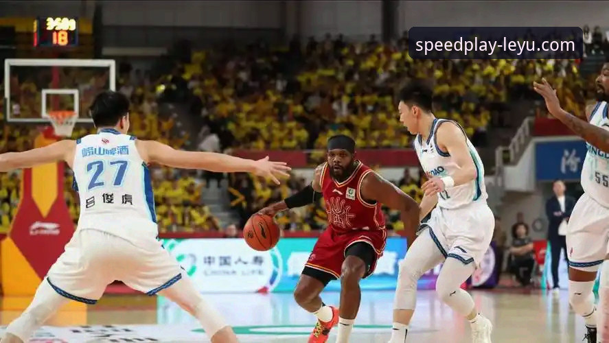 乐鱼体育平台观看CBA季后赛教程：山西vs青岛G2横扫之战深度复盘